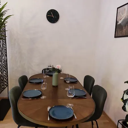 Zen - 2 Bedrooms - Kitchen - Balcony Apartament